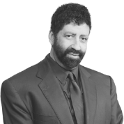 Jonathan Cahn, 2021 speaker for the Remember America Speaker Series presentation "Return to the Foundation: Reviving the Seed of Our Nation."